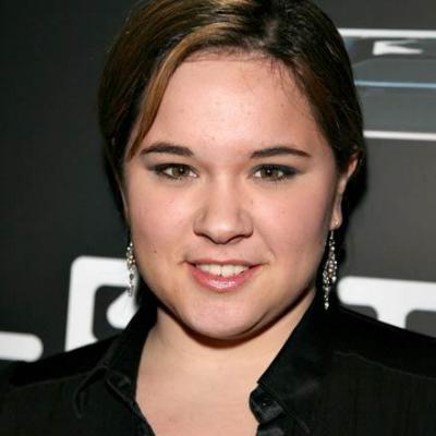 Magalie Vaé Magalie Vaé